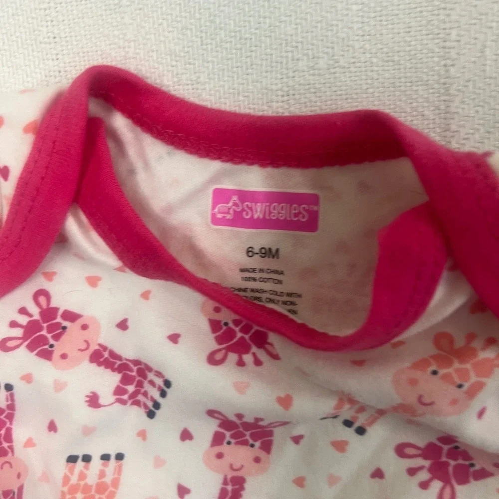 Baby Clothing Lot 5pc Carter's Puma Children's Place 6-9 Months Bodysuits Pants